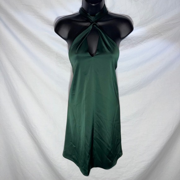 Gianni Bini Dresses & Skirts - NWT Gianni Bini Taytum Satin Mini Dress Hunter Green Halter Keyhole Backless